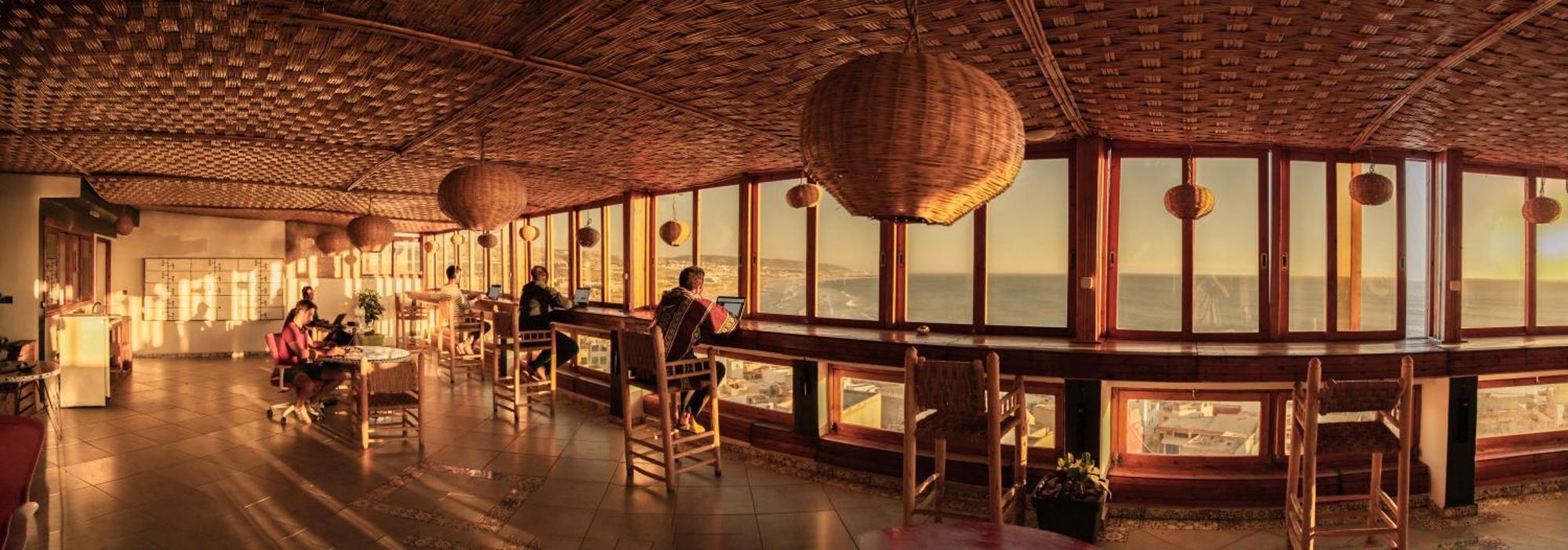 Bed and Breakfast Adventurekeys Surf Yoga Cowork Taghazout Esterno foto
