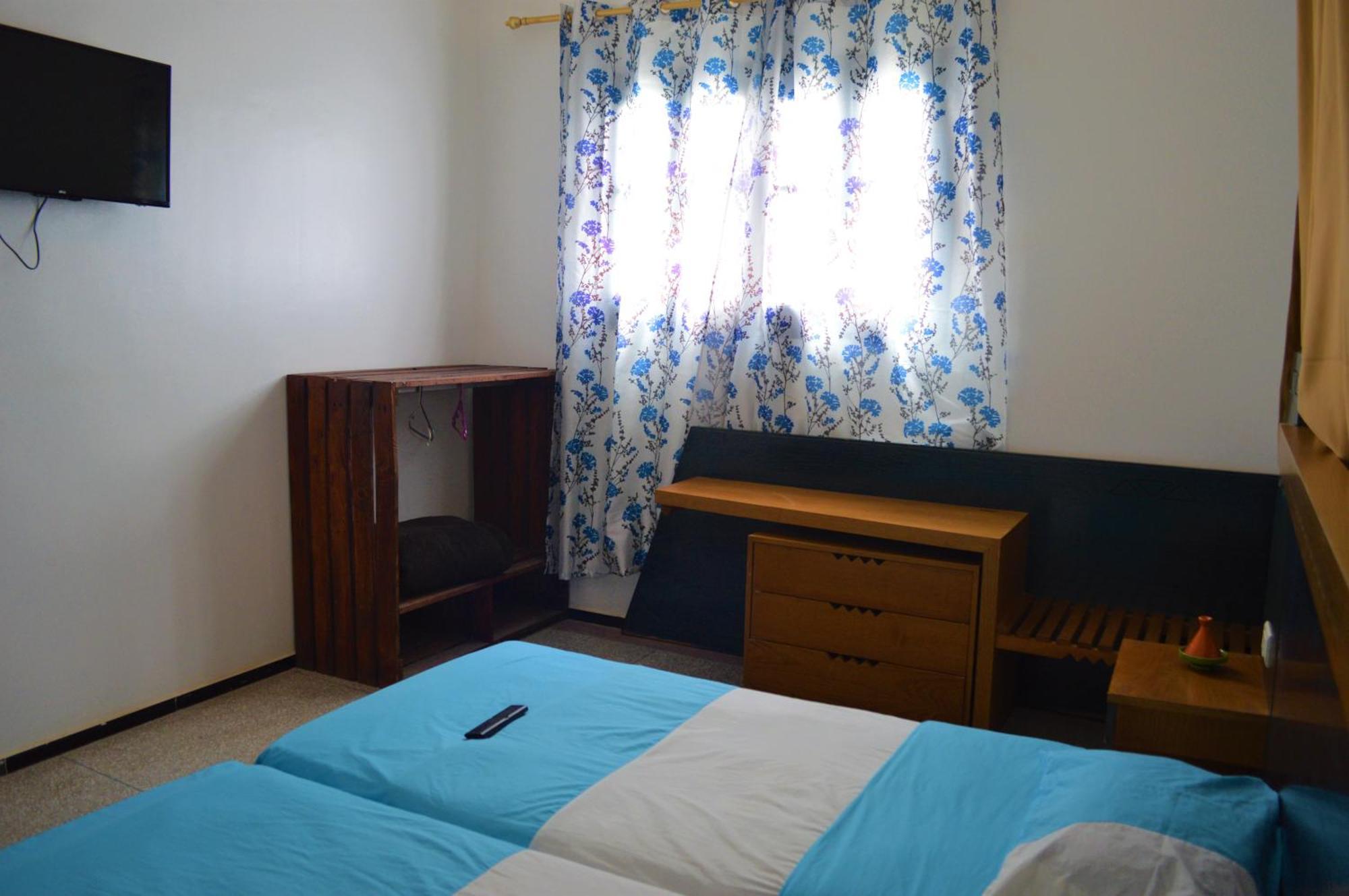 Bed and Breakfast Adventurekeys Surf Yoga Cowork Taghazout Esterno foto