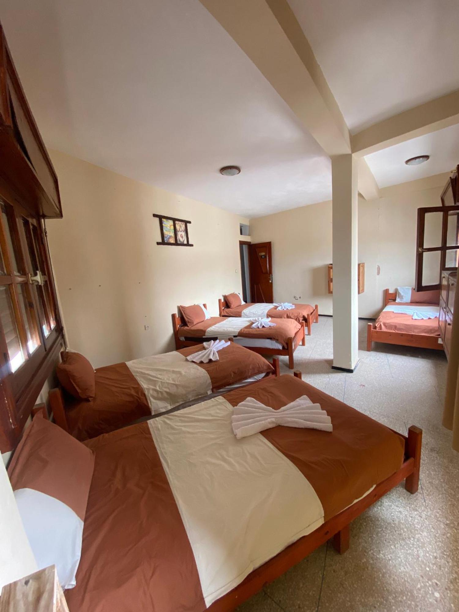 Bed and Breakfast Adventurekeys Surf Yoga Cowork Taghazout Esterno foto