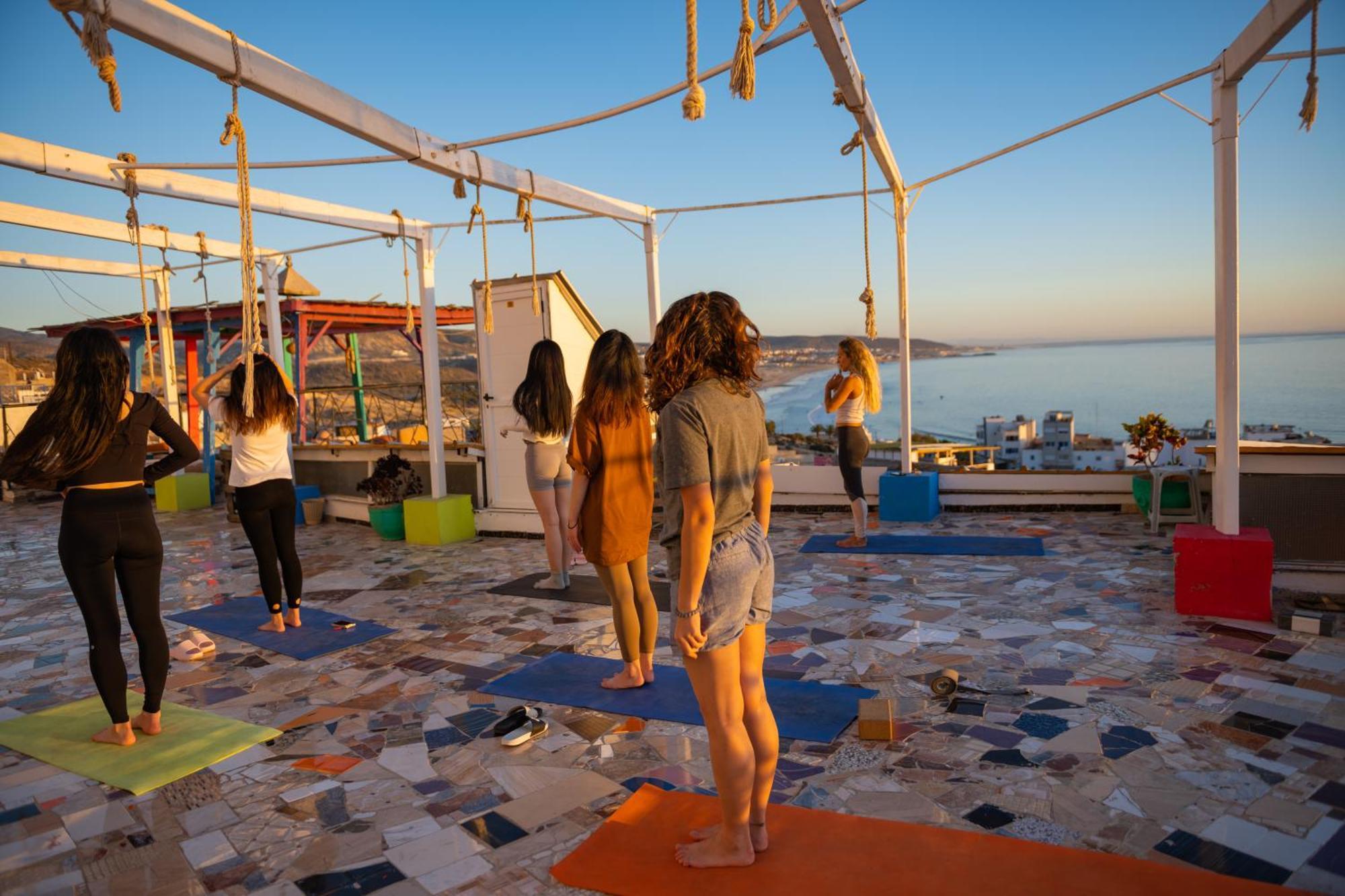 Bed and Breakfast Adventurekeys Surf Yoga Cowork Taghazout Esterno foto