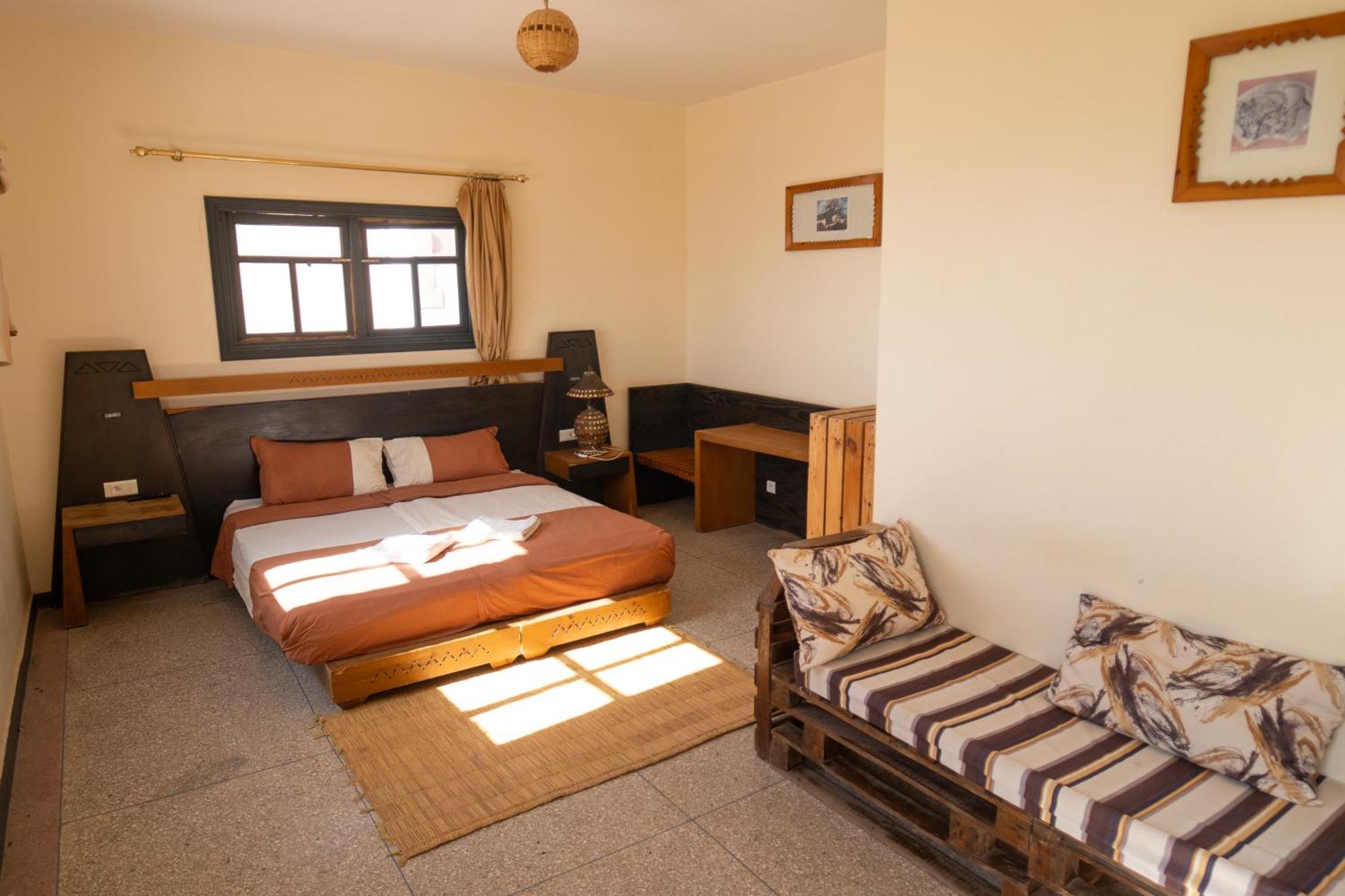 Bed and Breakfast Adventurekeys Surf Yoga Cowork Taghazout Esterno foto