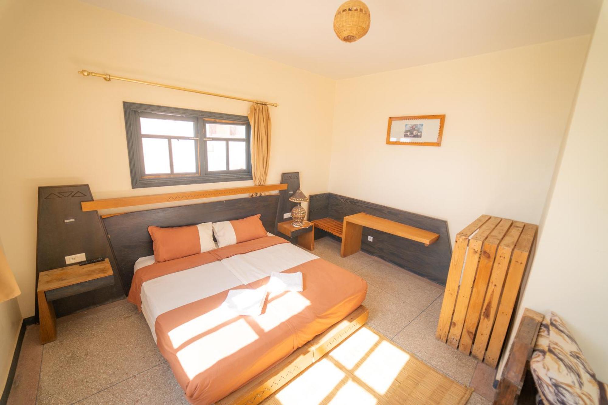 Bed and Breakfast Adventurekeys Surf Yoga Cowork Taghazout Esterno foto